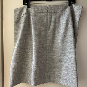 The Limited Grey Skirt | Size XL | EUC